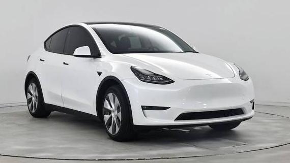 TESLA MODEL Y 2021 5YJYGDED2MF109472 image